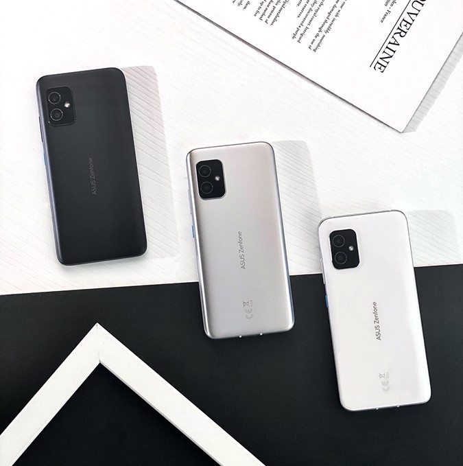 Zenfone 8 x 李君慈設計師聯名打造「單手剛好,風格更好」手機殼