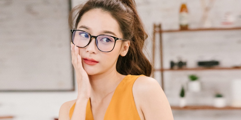 職場人氣王怎麼穿？後疫情時代靠眼鏡為造型加分，3款穿搭小測驗讓你好感度瞬間提升！