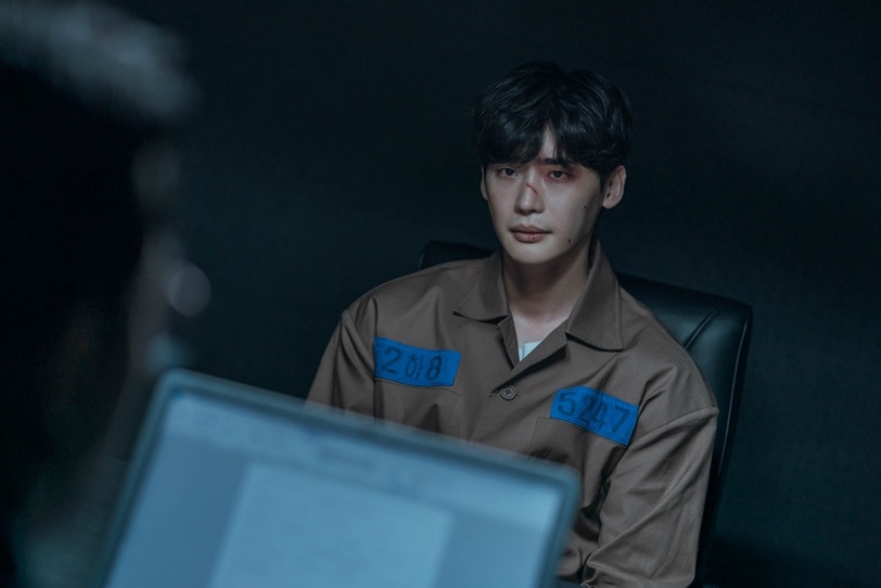 Disney+《黑話律師》李鍾碩、潤娥生活陷反轉 監獄生活慘不忍睹 Big Mouse到底是誰?