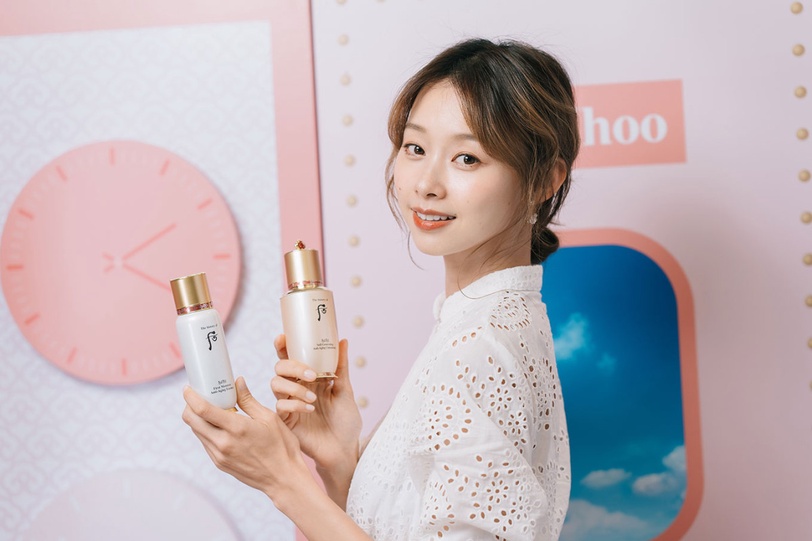 限時預約《美照速成班》！最正宗韓式證件照美暈眾人，連仙女吳斐莉都被收服