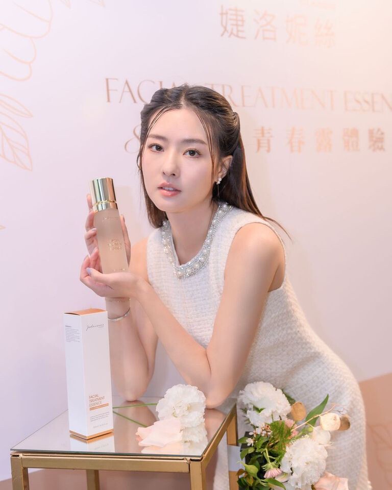 MIT全新升級肌膚抗老配方 微生態雙酵母能量 一瓶提供水光肌所需營養 澎潤逆齡一步到位