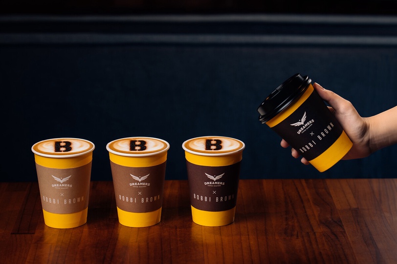 BEAUTY美人圈ｘBobbi BrownｘDREAMERS COFFEE共創跨界聯名天花板！蟲草拿鐵全網瘋打卡
