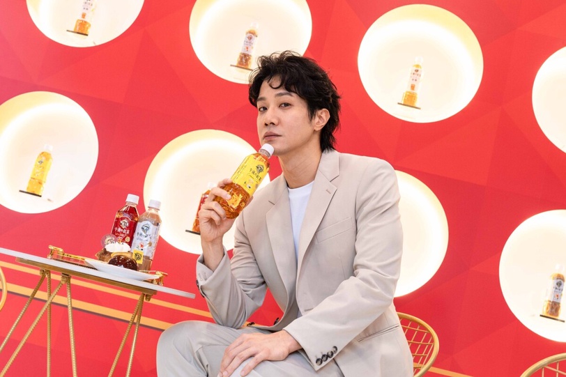 午後の紅茶攜手臺北時裝週打造最時尚「幸福午後紅茶快閃店」！相約大眾度過浪漫午後