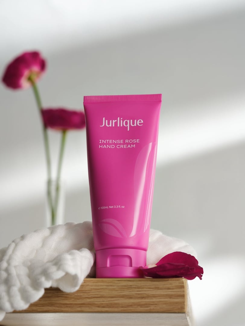 從南澳山丘到你的肌膚，Jurlique 40 週年極致奢華玫瑰傳奇延續！
