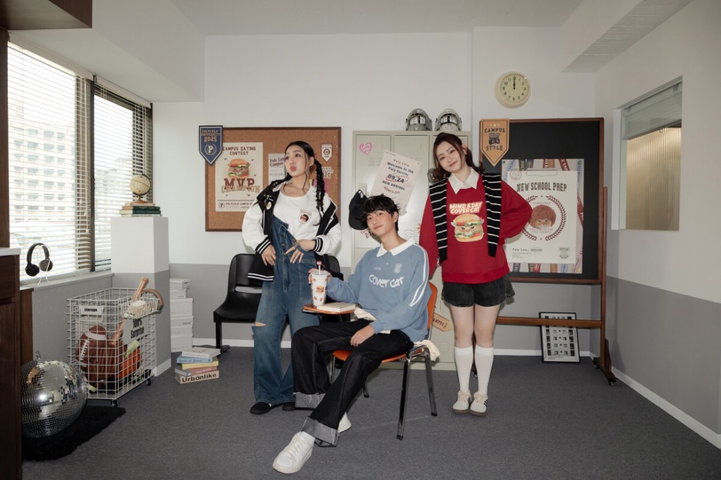 韓國插畫設計師 MIND.A.DAY 跩跩貓登台！攜手Poly Lulu開啟美式學院風新篇章