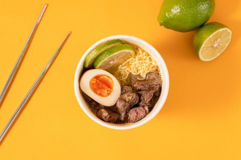 全家限定！營多拌湯麵-青檸牛肉風味杯麵清新上市，第2件6折送好禮，青檸入味 清新暖胃