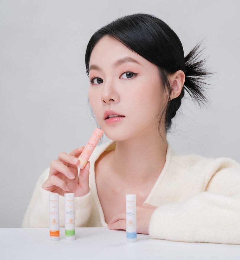 美妝編輯與網友推爆最強口碑潤唇膏!濃潤質地一抹撫平唇紋,專櫃級美容液注入最長保濕力