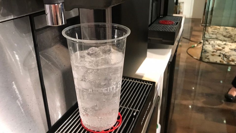 7-11超夯「西西里風檸檬氣泡咖啡」重磅回歸!甜酸微苦,還加入一整個檸檬原汁