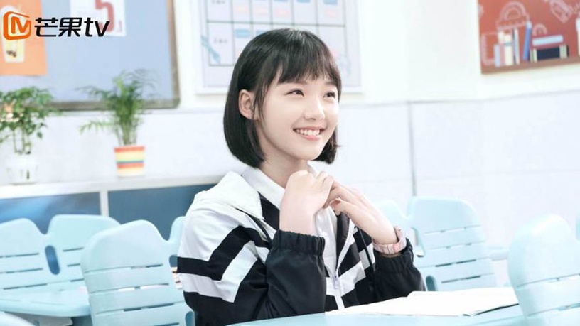 吕小雨近日在《陪你到世界之巅》饰演机灵可爱的陆依依圈了不少粉