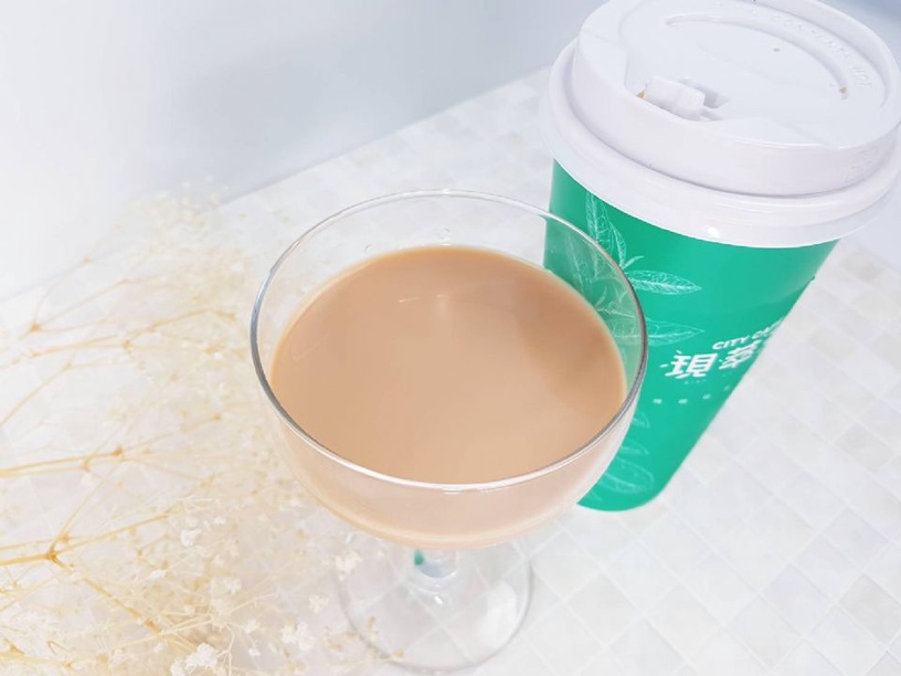7-11現萃茶「鴛鴦奶茶」買一送一!只限今天,折價券就在文內~