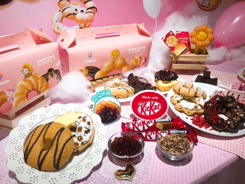 Mister Donut15周年慶夢想甜甜圈登場！
