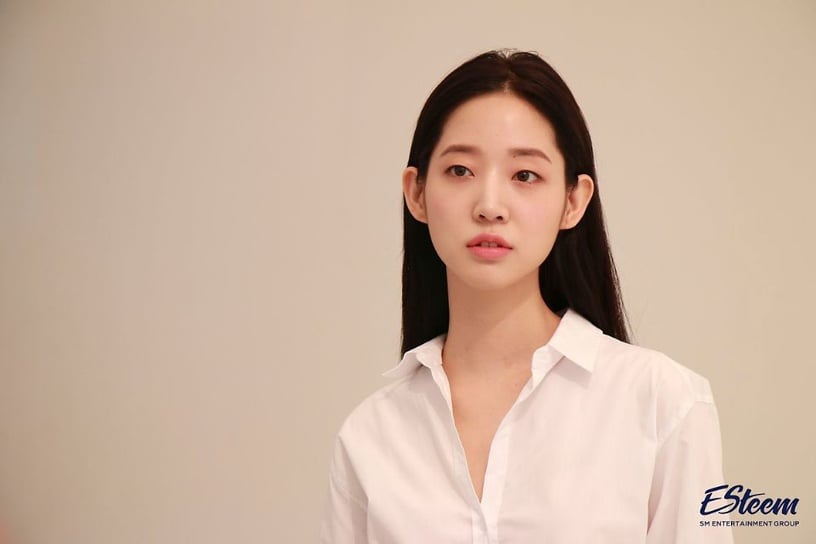 《意外發現的一天》李娜恩灰姑娘光環好搶眼!8位校園劇高顏值女配,第2位撞臉金高銀