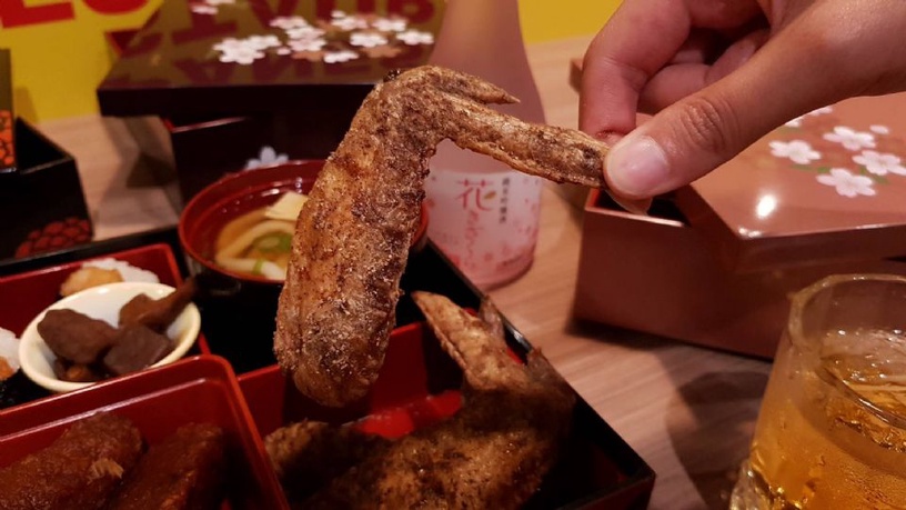 名古屋「世界的山將南京店」開幕了!加碼推出「名古屋名物定時食」,邊緣人終於可以自己吃夢幻雞翅了~