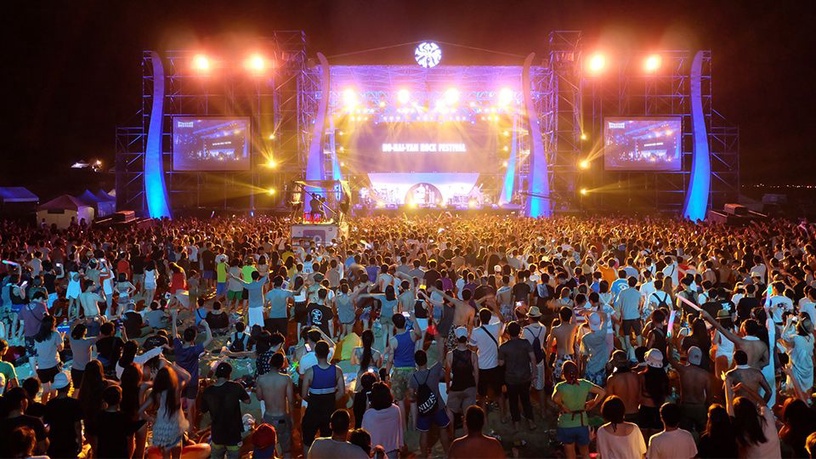 接下來的一個月當中有「2018GMA金曲國際音樂節」以及「2018新北市貢寮國際海洋音樂祭」！跟大家一起開心聽音樂！！