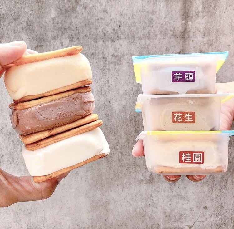 味芳冰淇淋專賣店有賣冰淇淋、冰棒、雪泥，以及最知名的冰淇淋三明治。圖片來源：IG@_____.yuuuu
