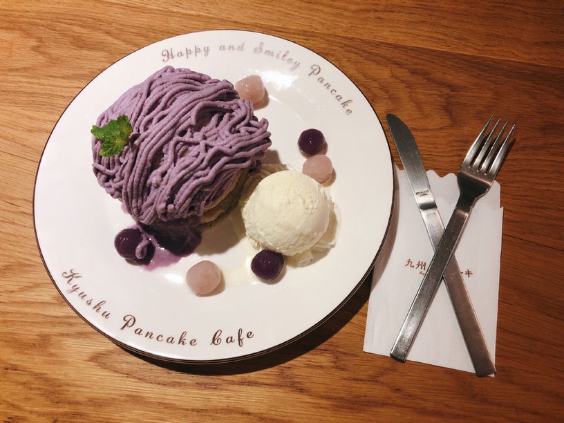 「九州紫薯芋泥鬆餅」每日限量販售，吃起來香濃綿密，超美味~