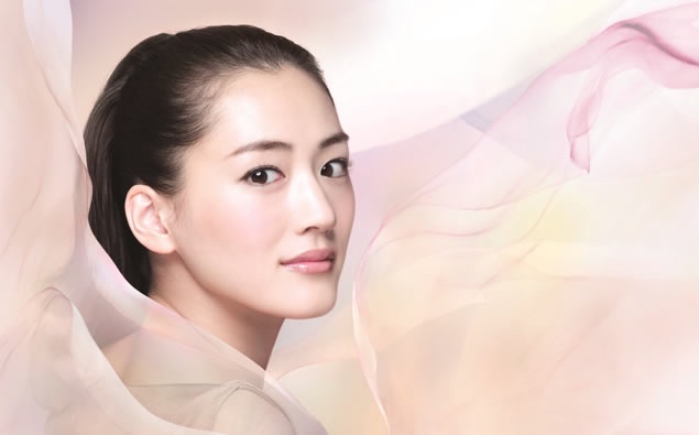 SK-II「極上‧女神鑽白光蘊」榮耀誕生