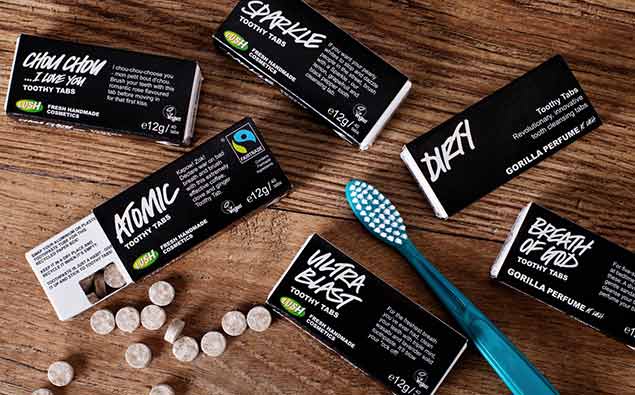 LUSH 創新固態潔牙品,時尚潔牙新概念!