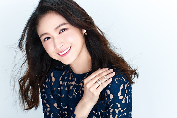 笑起來長這樣的女人最好命,女孩們的「超完美笑顏」怎麼練?