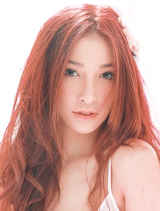 天使臉孔X魔鬼身材許維恩!人妻魅力不可擋,性感無極限!