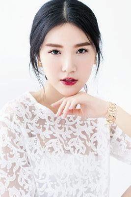 氣勢強大,性感UP的「上升眉」!!
