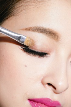 敬業+專業,好感度超高的人氣網模「薛妞妞」