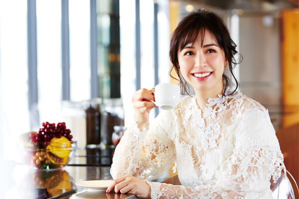 蔡依珊:我私下是女漢子,從媽媽身上學會優雅一生的學習課!