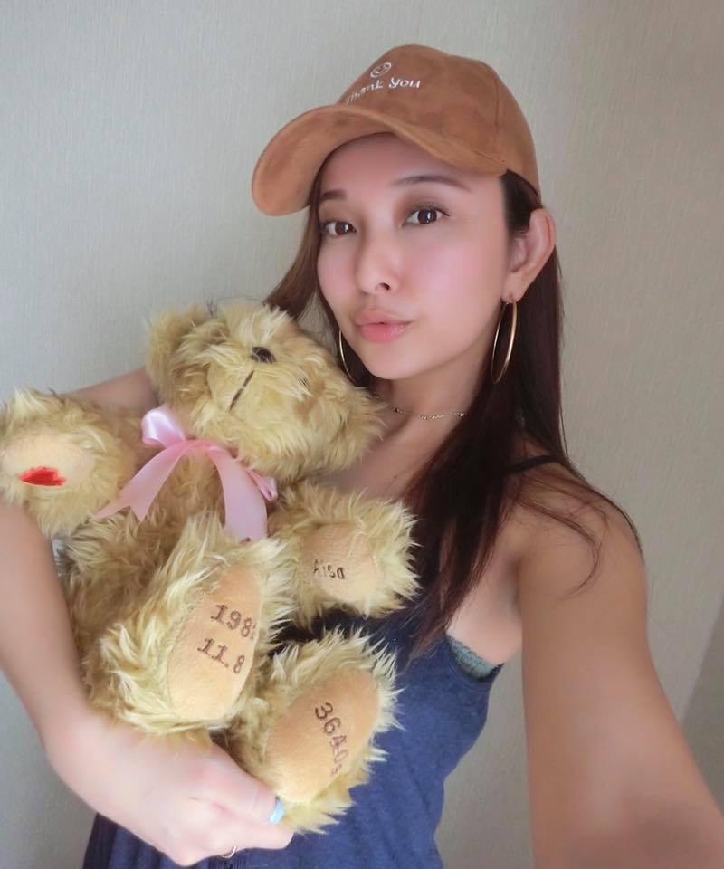 女星都這樣用美容油!不是只有擦就好,原來肌膚更亮有訣竅
