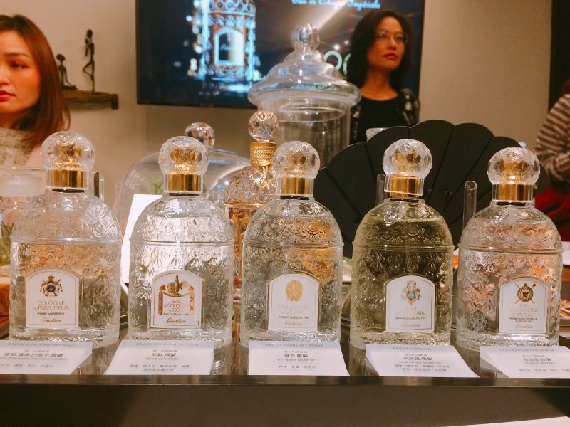 嬌蘭帝王香水首度在台上市!美到根本是藝術品!