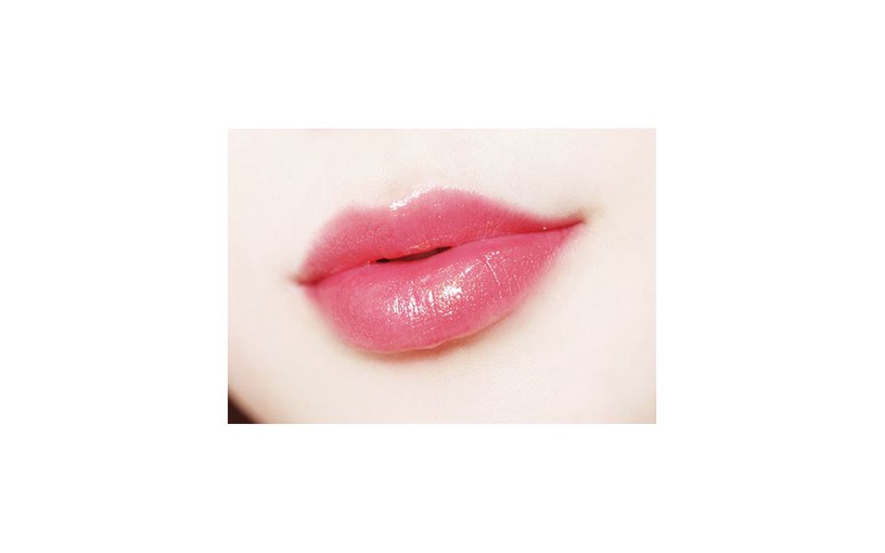L'Oréal 金屬疊擦4 in 1,巴黎時裝週指定款時尚「金屬光」唇膏!
