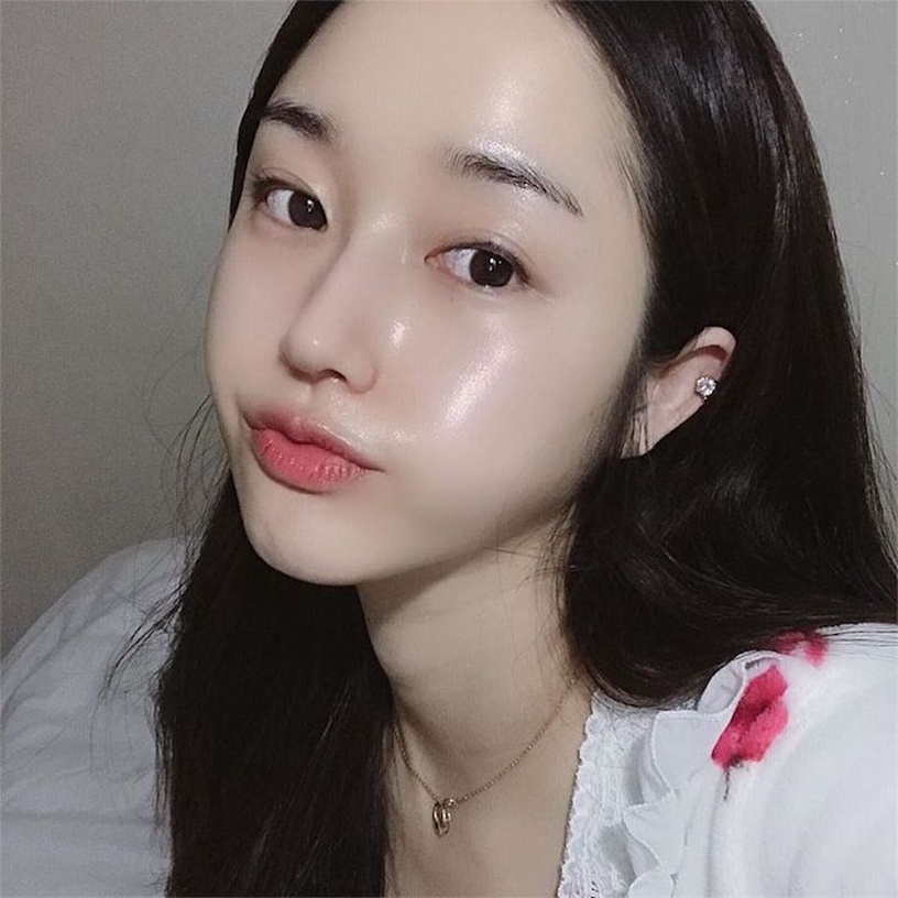 保濕噴霧很雞肋?5個保濕噴霧誤區,搞懂保濕/定妝噴霧差異,避免越噴越乾又毀妝!