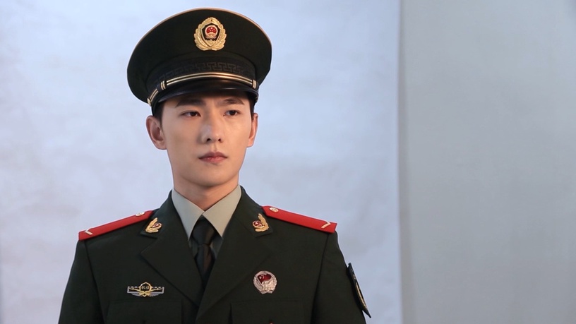 10位陸劇軍裝男神!《千金ㄚ環》代高政穿軍裝帥炸,陳偉霆、任嘉倫、許凱造型太經典!