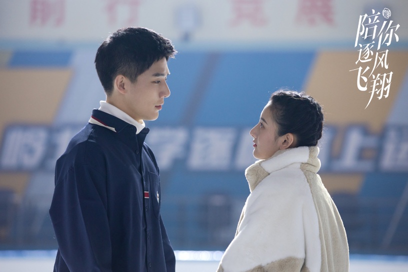 金晨&王安宇《熾道》6大必追看點!《蒼蘭訣》導演指導,高顏值姐弟戀爆好評,吻戲超欲