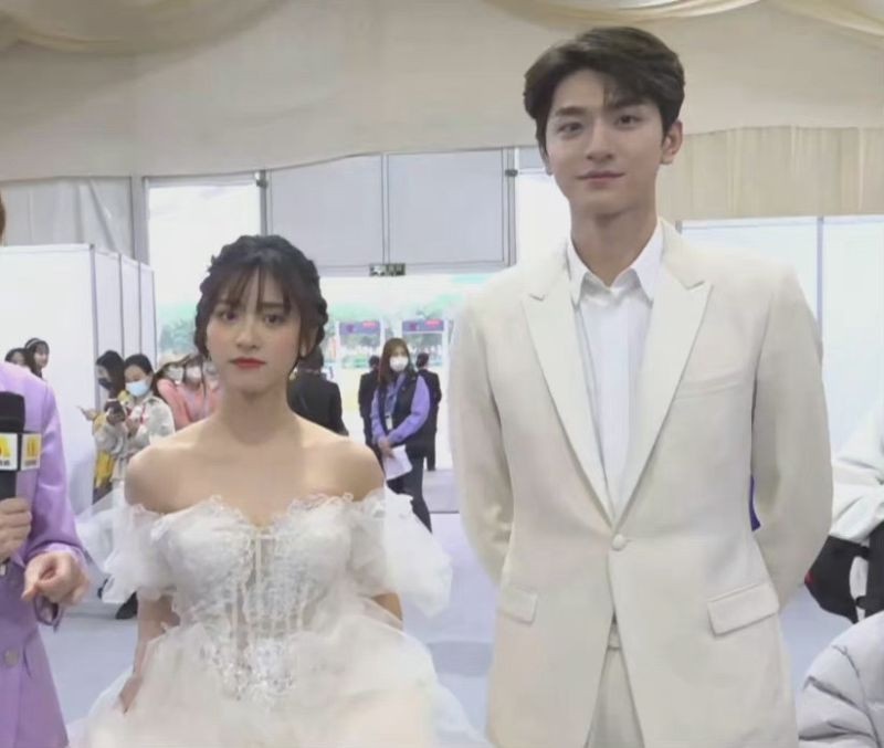 《我的反派男友》沈月合作7位男神!《小美好》和胡一天戲外尷尬,和王鶴棣是真感情好