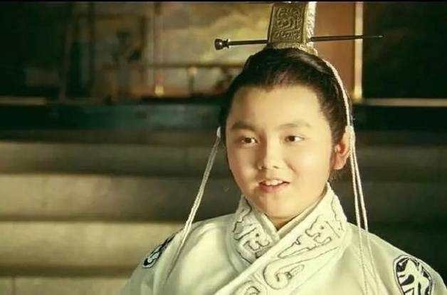 《點燃我,溫暖你》陳飛宇的10件事!爸爸陳凱歌、表哥陳赫,網路迷因「阿瑟」這樣來的