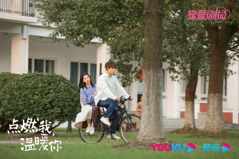 《點燃我溫暖你》20個高甜名場面!李峋好愛他的公主,楓葉吻不是最甜,這幕甜到被封神