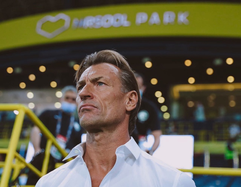 阿拉伯教練「Herve Renard」8件事!神似連恩尼遜、白襯衫是招牌,曾當過8年清潔工!
