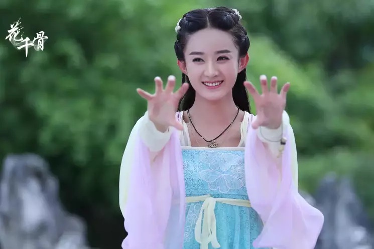 《風吹半夏》趙麗穎10件事!曾與陳曉傳緋聞、是周也老闆,新劇《與鳳行》二搭林更新!