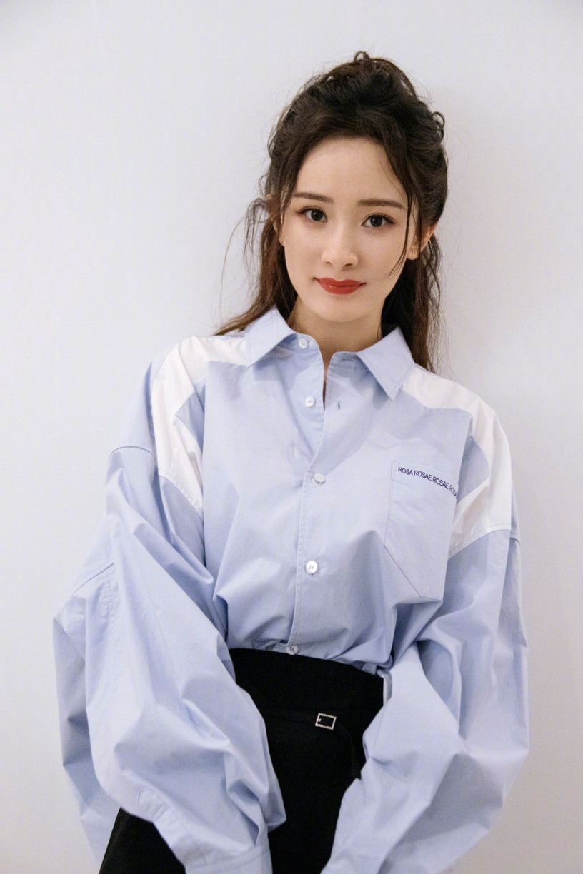 《愛的二八定律》楊冪10件事!學霸家庭出身,新劇《狐妖》搭龔俊,曾和周杰倫拍廣告?