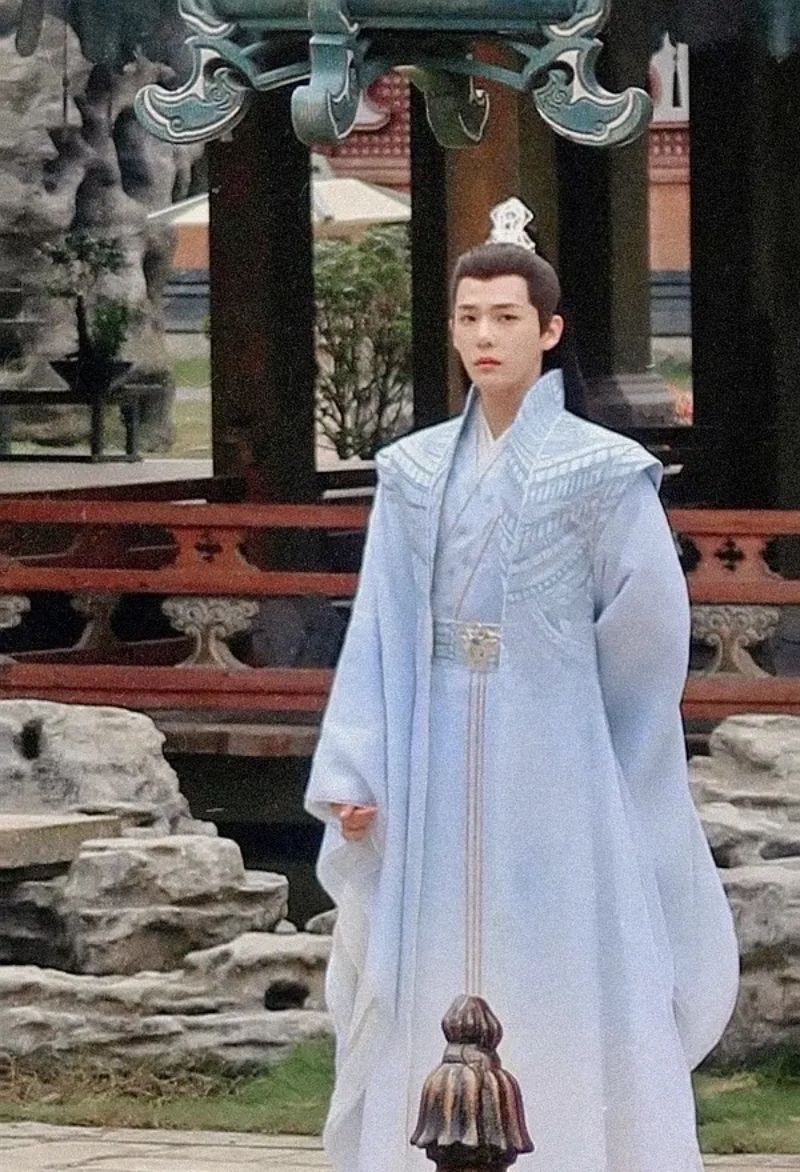 10位時裝比古裝更好看的男星!《神隱》王安宇造型被吐槽,陳飛宇、宋威龍現代裝都更帥