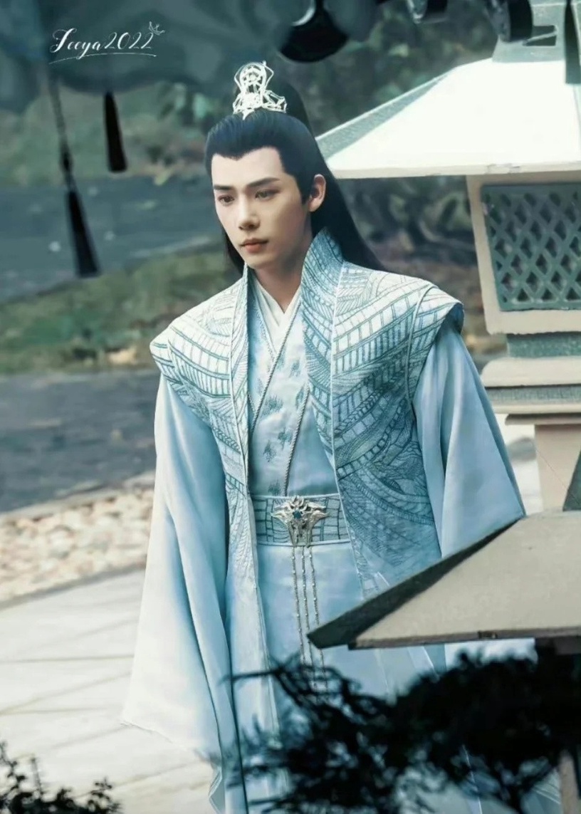 10位時裝比古裝更好看的男星!《神隱》王安宇造型被吐槽,陳飛宇、宋威龍現代裝都更帥