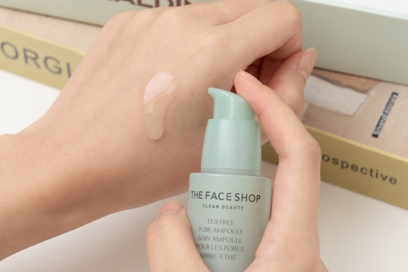 THEFACESHOP 維他命C亮白精華液 茶樹淨膚調理安瓶 茶樹淨膚調理爽膚棉 純淨美容