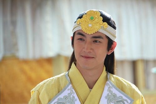 古裝劇10位男星「破格造型」!劉學義、曾舜晞挺住光頭造型,王一博、肖戰被批浪費顏值