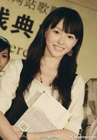 10位陸劇85花青澀舊照!《去有風的地方》劉亦菲、楊冪從小美到大,景甜舊照真是美絕了