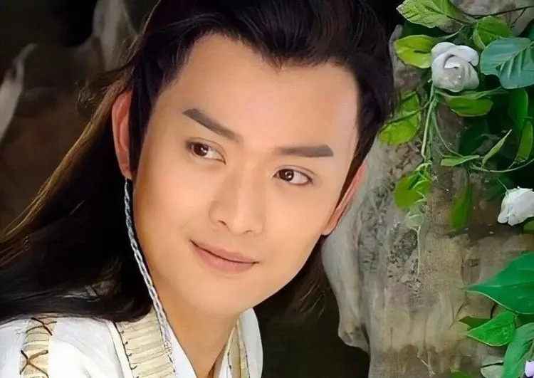 9位前古裝男神的現況對比!《星漢》文帝是「皇帝專業戶」,潘粵明曬年輕舊照帥炸!