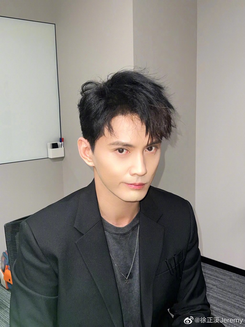 10位「叔圈天菜」陸劇男星!《重紫》徐正溪搭楊超越不違和,《向風而行》王凱狀態真好
