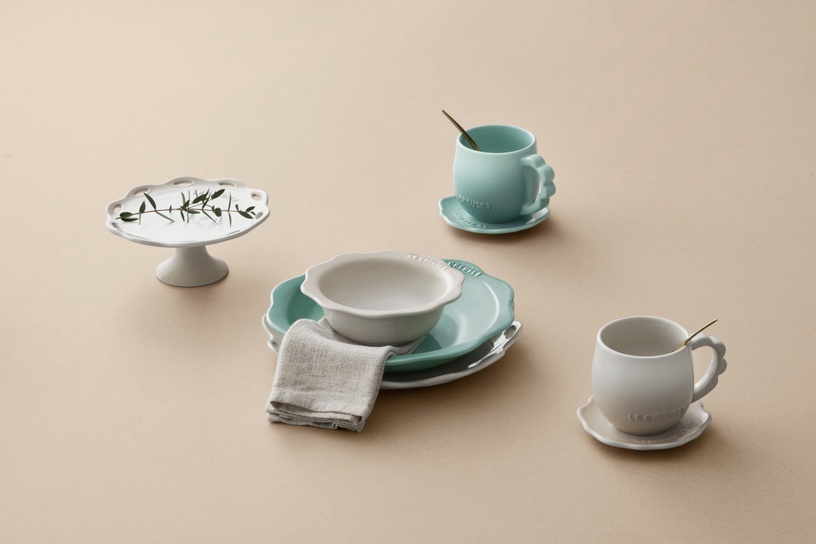 LE CREUSET「杏仁奶茶系列」仙氣滿點!攻佔春日時尚,極致純淨典雅美學,啟動美食探索