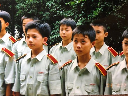 10位90後陸劇男星青澀舊照!楊洋從小就帥,肖戰嬰兒肥還是帥,成毅、張彬彬舊照好驚人