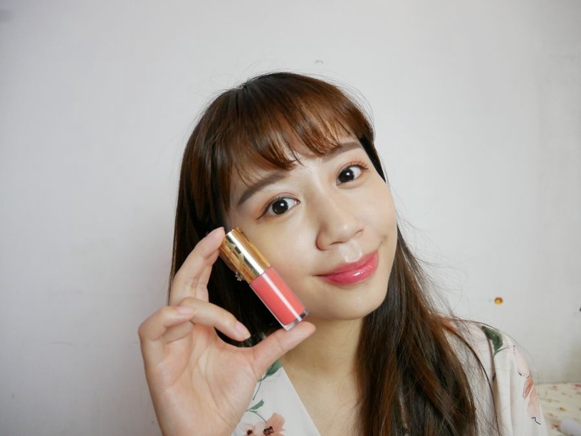 |哈娜 Hanna S.專欄|日本必買美妝 excel唇油、2017新上市蠟筆唇膏試色♥