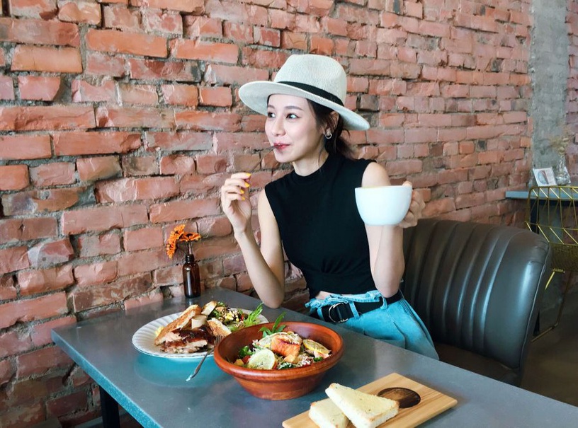 |柳葉瑜專欄|邊吃美食邊畫畫!文青女孩必須去的超美咖啡廳畫廊
